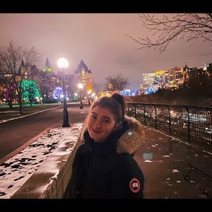 Meet your Posher, Alex